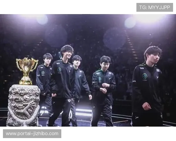 年终总决赛小组赛竞争激烈,四强席位悬念持续