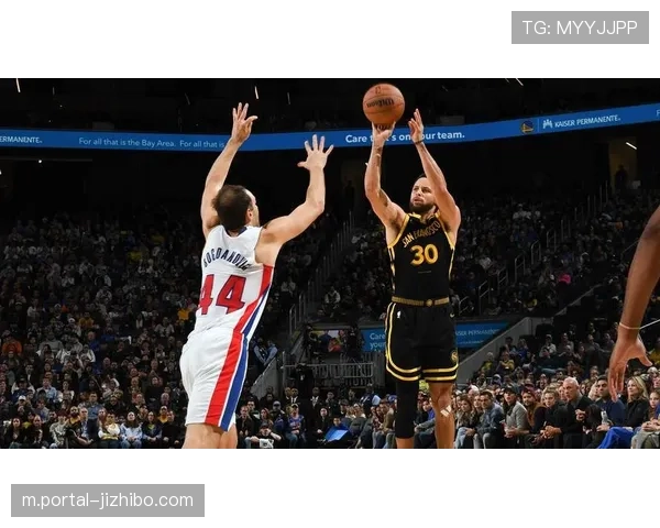 NBA关键数据：里夫斯生涯真实命中率高达63.2%，成NBA历史上真实命中率最高后卫球员